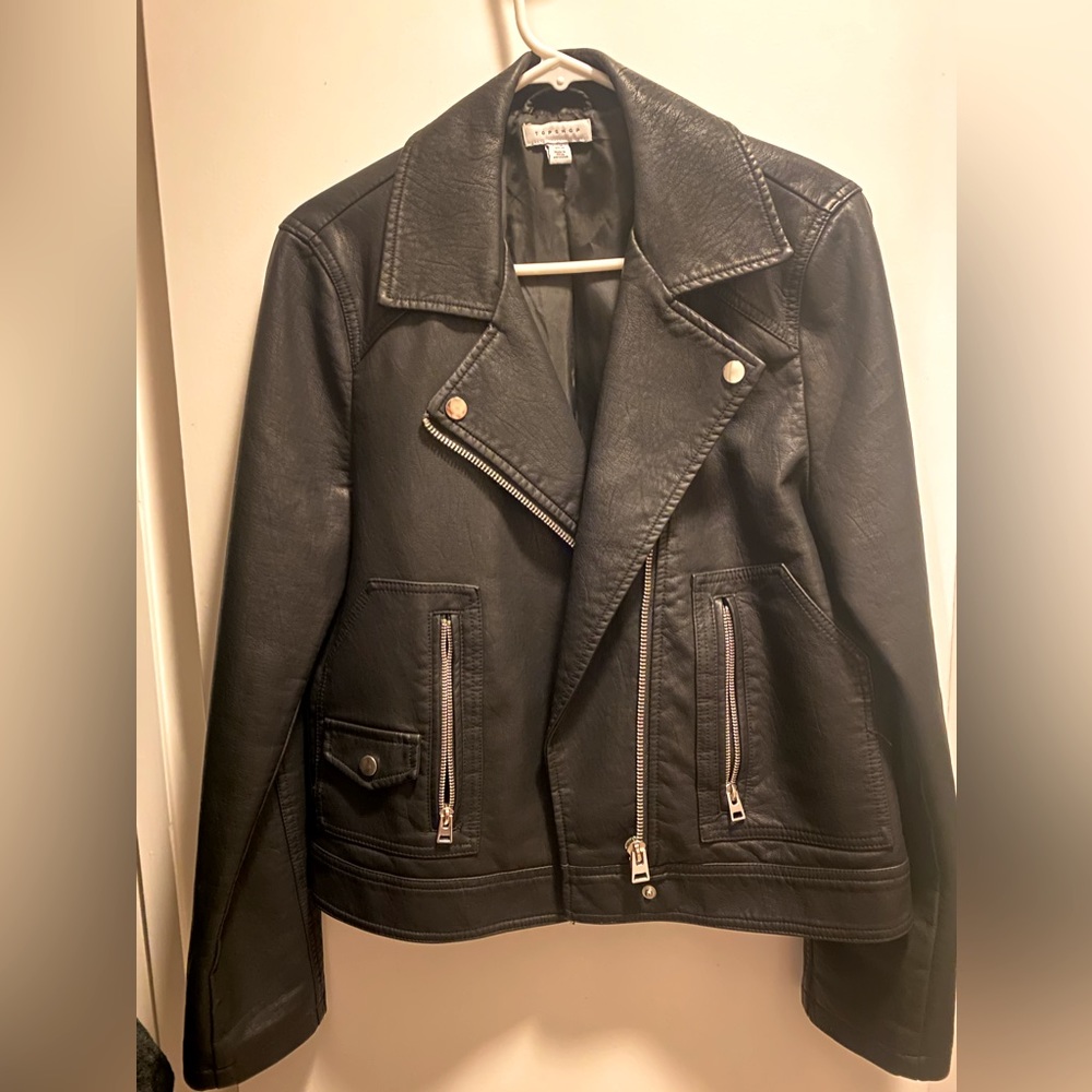 Women Faux leather Biker Jacket - Picture 3 of 3